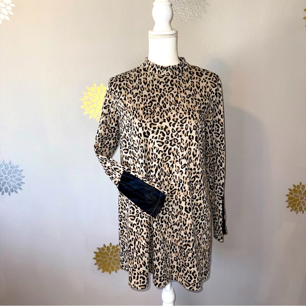 Tyler Boe Tan Leopard Animal Exotic Print Long Sleeve Women’s Dress Casual Cic - Picture 1 of 11